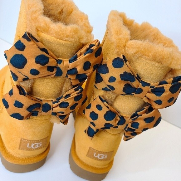 NIB UGG Bailey Bow Retro Spots Boots Sweet Potato Womens 7 - Picture 7 of 15